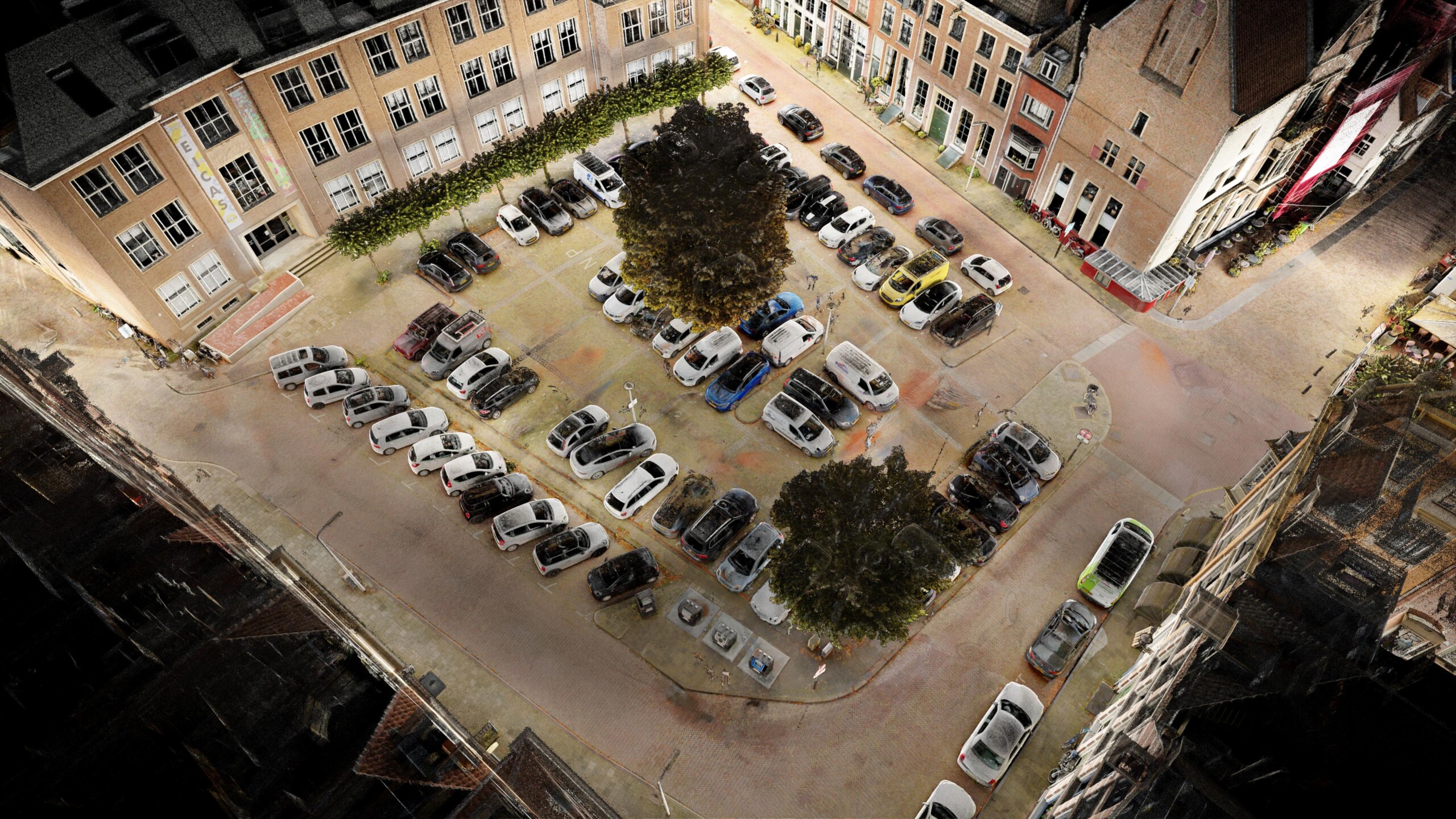 Klassieke auto cilinderkop 3D gescand en opnieuw gegoten Coenradie Reverse Engineering cilinderkop klassieke auto